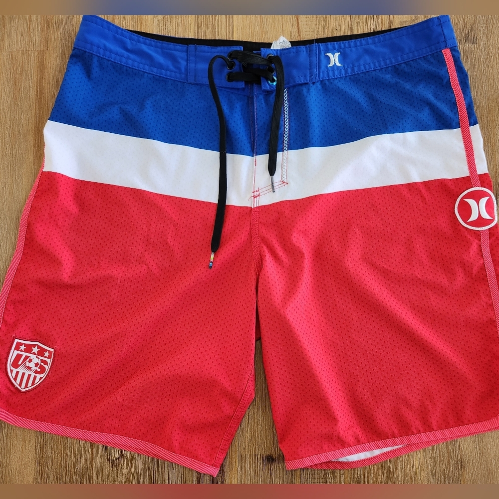 Men's USMNT USA Soccer Bomb Pop Hurley Board Shorts Swim Trunks Size 33